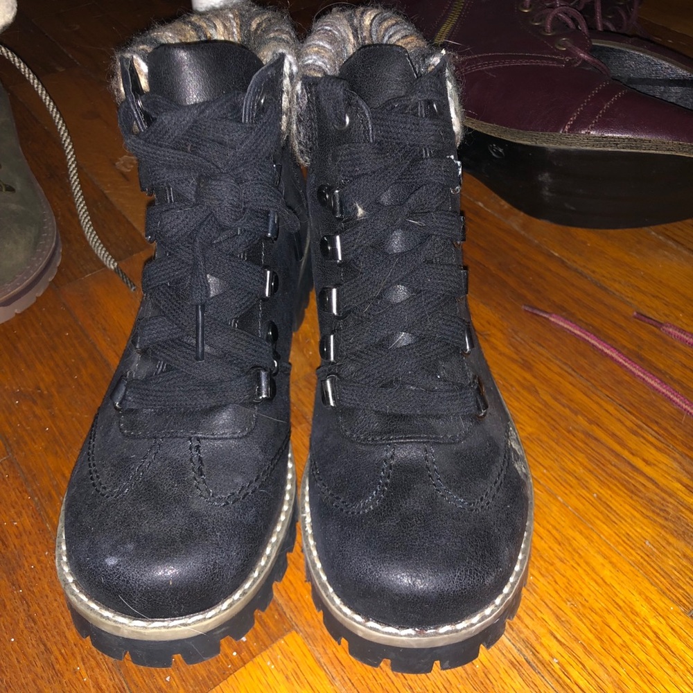 casual boots